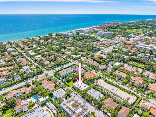 220 Atlantic Avenue 3, Palm Beach, FL 33480
