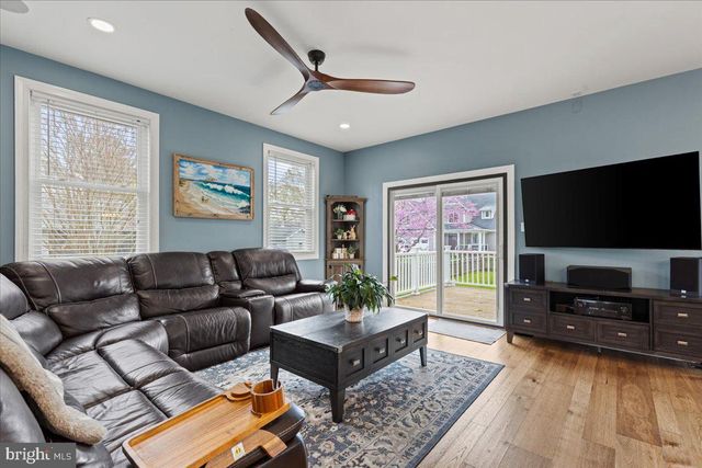 1066 WALNUT AVE, North Beach, MD 20714