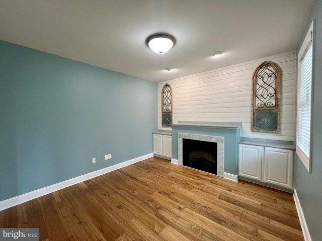 1066 WALNUT AVE, North Beach, MD 20714