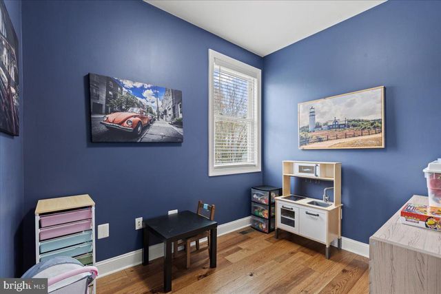 1066 WALNUT AVE, North Beach, MD 20714