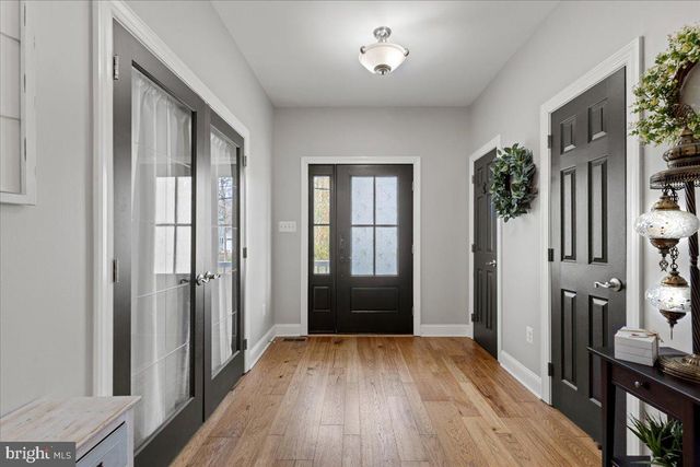 1066 WALNUT AVE, North Beach, MD 20714