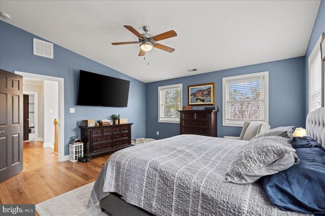 1066 WALNUT AVE, North Beach, MD 20714