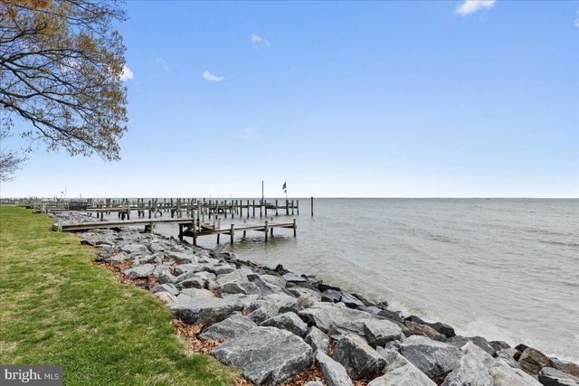 1066 WALNUT AVE, North Beach, MD 20714