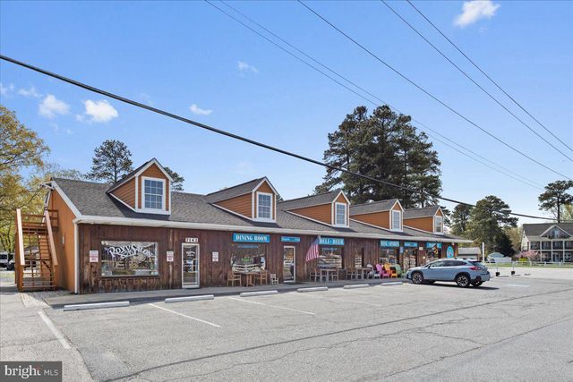 1066 WALNUT AVE, North Beach, MD 20714