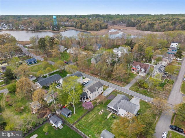 1066 WALNUT AVE, North Beach, MD 20714