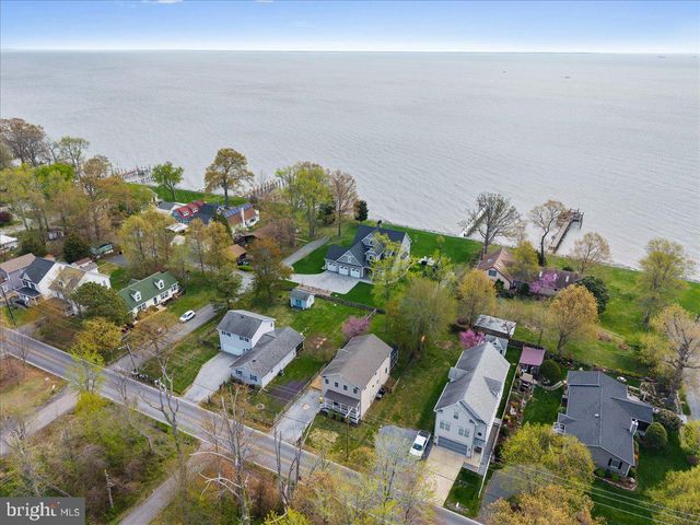 1066 WALNUT AVE, North Beach, MD 20714