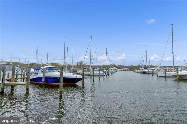 1066 WALNUT AVE, North Beach, MD 20714