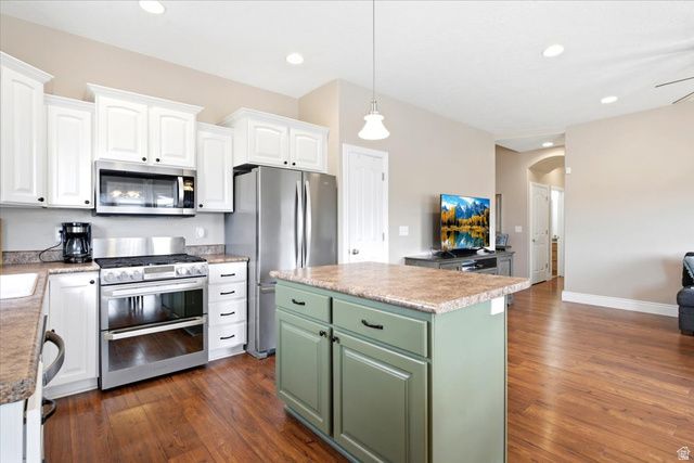 3449 JUPITER HILLS DR, Syracuse, UT 84075
