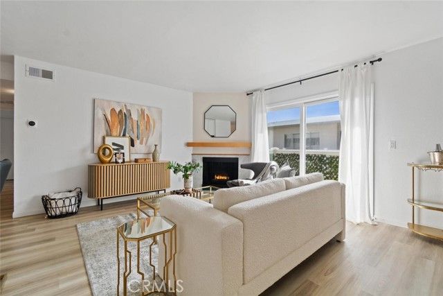 2411 Prospect 214, Hermosa Beach, CA 90254