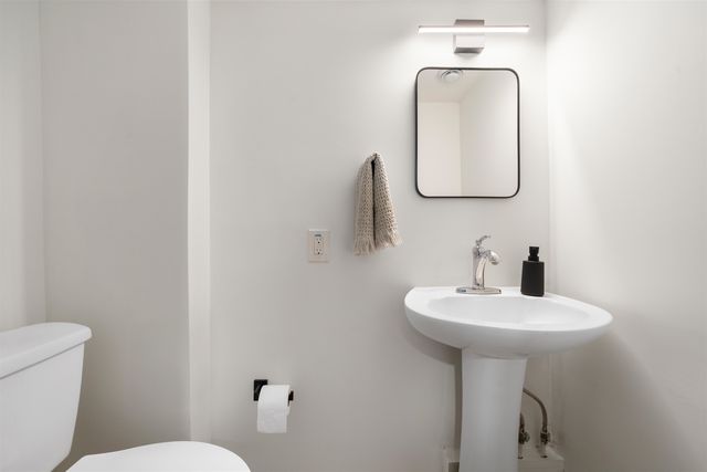 132 WEST 55TH ST, Bayonne, NJ 07002