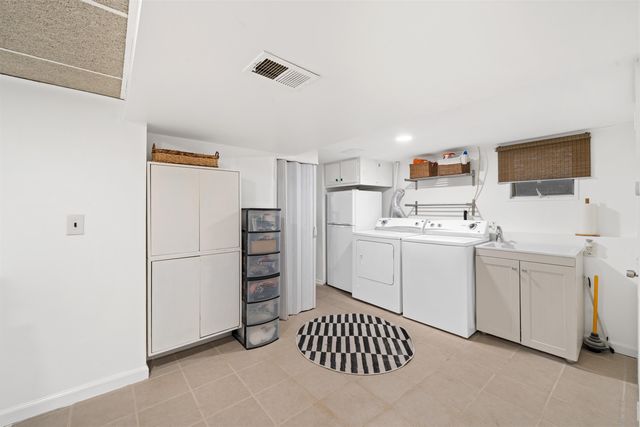 132 WEST 55TH ST, Bayonne, NJ 07002