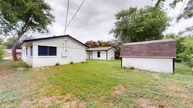 5817 Sandra Drive, Fort Worth, TX 76133