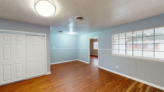 5817 Sandra Drive, Fort Worth, TX 76133