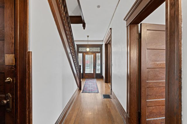 496 S 3rd Street, Columbus, OH 43215