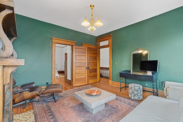 496 S 3rd Street, Columbus, OH 43215