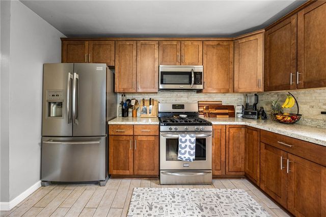 238 Marwood Road, Greece, NY 14612
