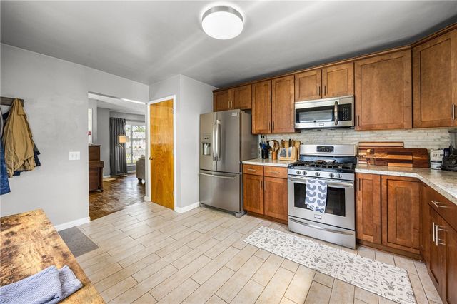 238 Marwood Road, Greece, NY 14612