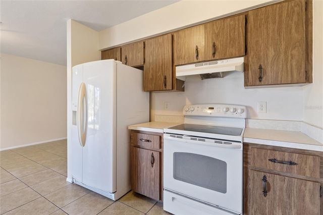 51 BOUNDARY BOULEVARD B, Rotonda West, FL 33947