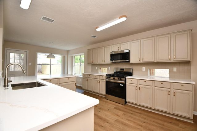 12426 Silverwyck Drive, Houston, TX 77014