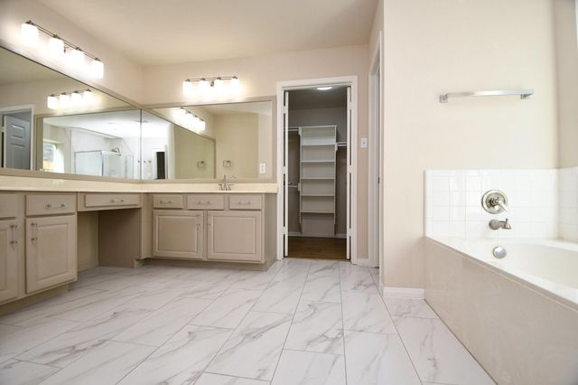 12426 Silverwyck Drive, Houston, TX 77014