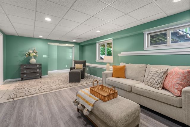 37A Wabash Ave, Worcester, MA 01604