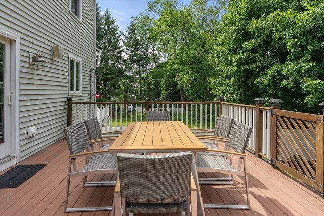 37A Wabash Ave, Worcester, MA 01604
