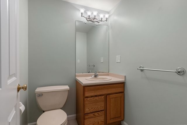 37A Wabash Ave, Worcester, MA 01604