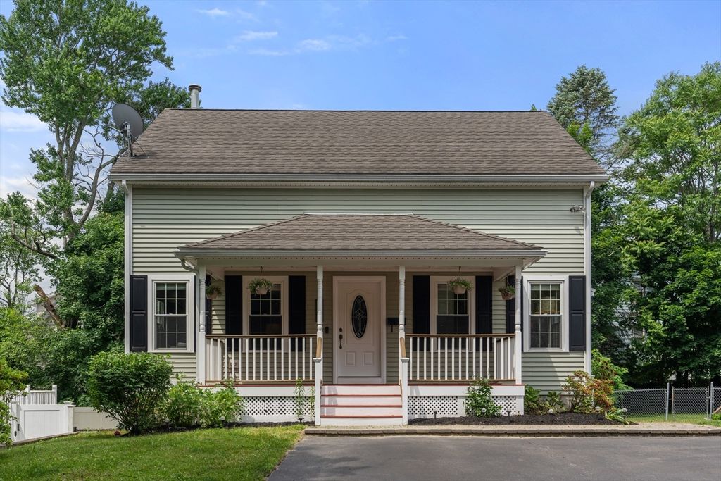 37A Wabash Ave, Worcester, MA 01604