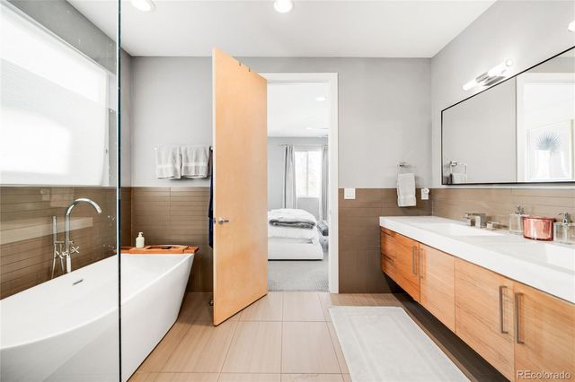 2712 Irving Street, Denver, CO 80211