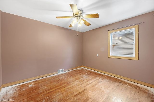 3290 Sweitzer Street NW, Uniontown, OH 44685