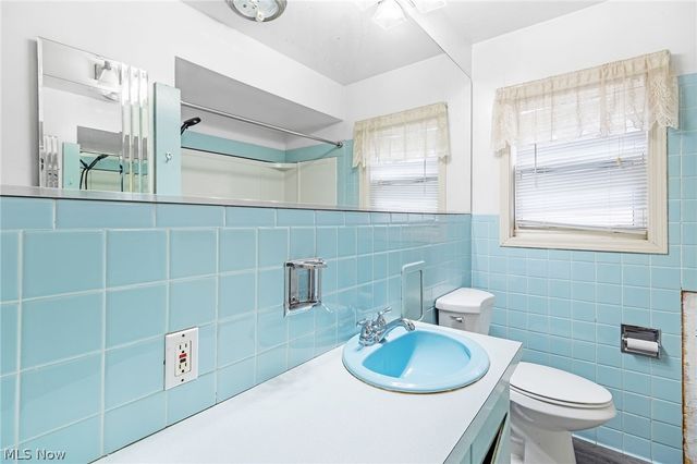 3290 Sweitzer Street NW, Uniontown, OH 44685