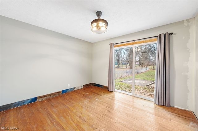 3290 Sweitzer Street NW, Uniontown, OH 44685
