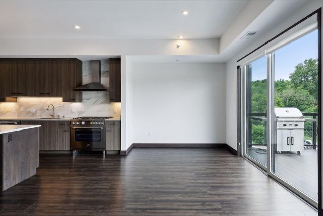 253 Lake Street E 307, Wayzata, MN 55391