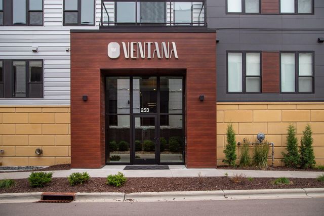 253 Lake Street E 307, Wayzata, MN 55391