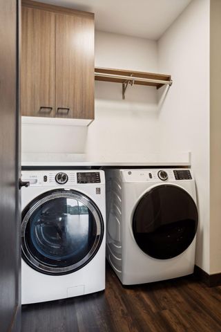 253 Lake Street E 307, Wayzata, MN 55391