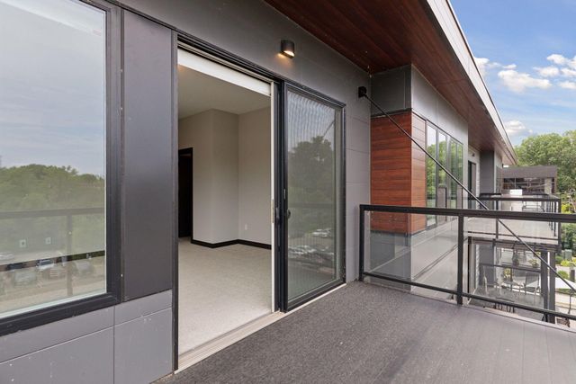 253 Lake Street E 307, Wayzata, MN 55391