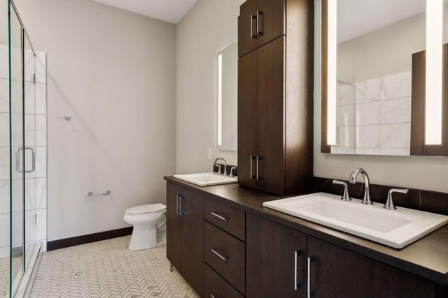 253 Lake Street E 307, Wayzata, MN 55391