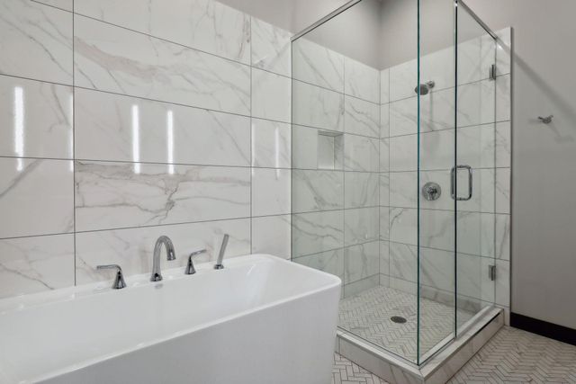 253 Lake Street E 307, Wayzata, MN 55391