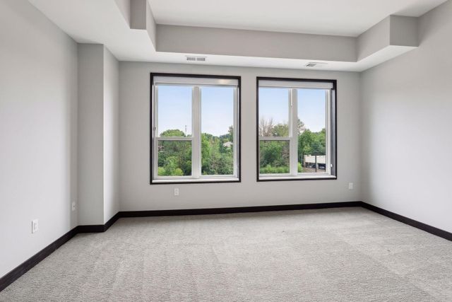 253 Lake Street E 307, Wayzata, MN 55391