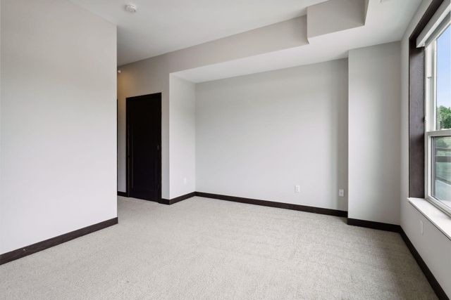 253 Lake Street E 307, Wayzata, MN 55391