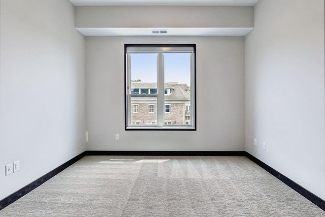 253 Lake Street E 307, Wayzata, MN 55391