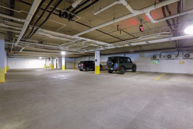 253 Lake Street E 307, Wayzata, MN 55391