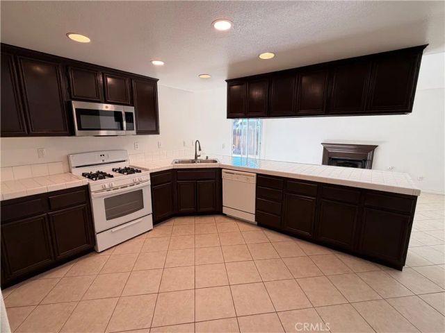 44523 Galicia, Hemet, CA 92544