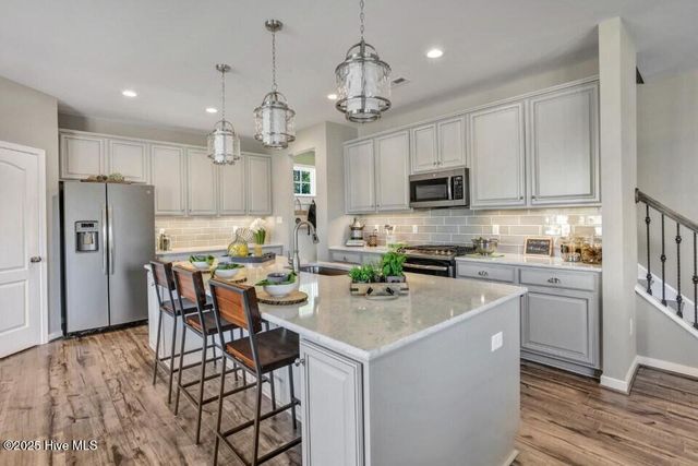 1020 Fawn Valley Way, Wilmington, NC 28409