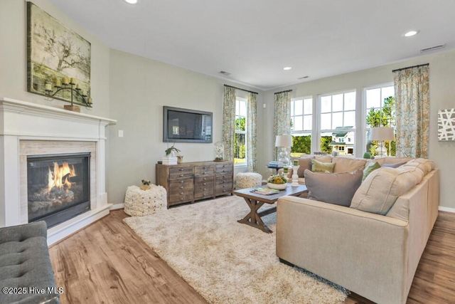 1020 Fawn Valley Way, Wilmington, NC 28409