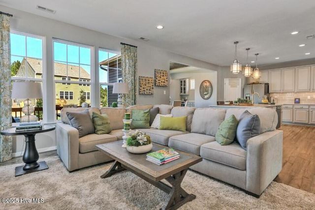 1020 Fawn Valley Way, Wilmington, NC 28409