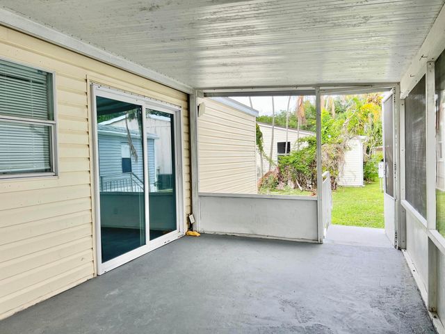 183 Plantation Boulevard, Lake Worth, FL 33467