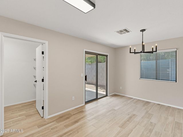 1751 E COWBOY COVE Trail, San Tan Valley, AZ 85143