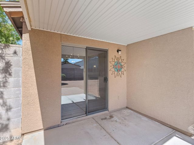 1751 E COWBOY COVE Trail, San Tan Valley, AZ 85143