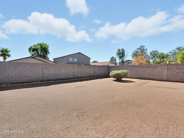 1751 E COWBOY COVE Trail, San Tan Valley, AZ 85143
